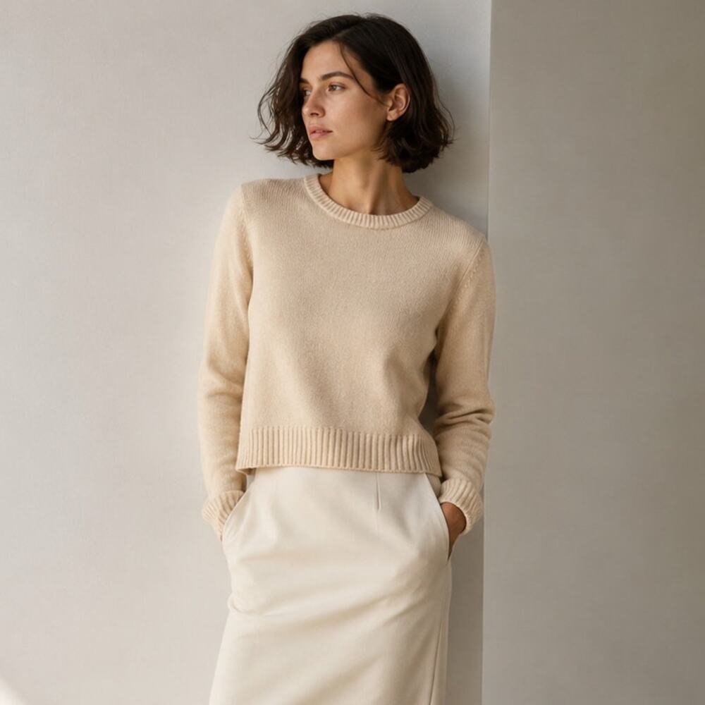 Sportmax Maga Cashmere-Wool Crewneck Long Sleeve Pullover Sweater, size M